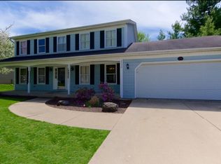 2450 Tracy Ln, Aurora, IL 60506