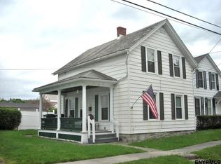 45 2nd St, Hoosick Falls, NY 12090