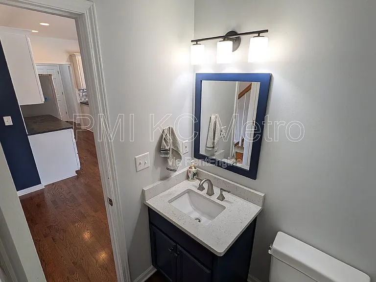 3905 SW 14th St — Photo 47