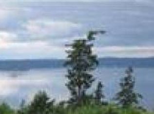 86 Island Blvd, Fox Island, WA 98333
