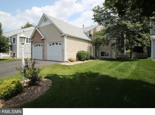 5742 Donegal Dr, Shoreview, MN 55126