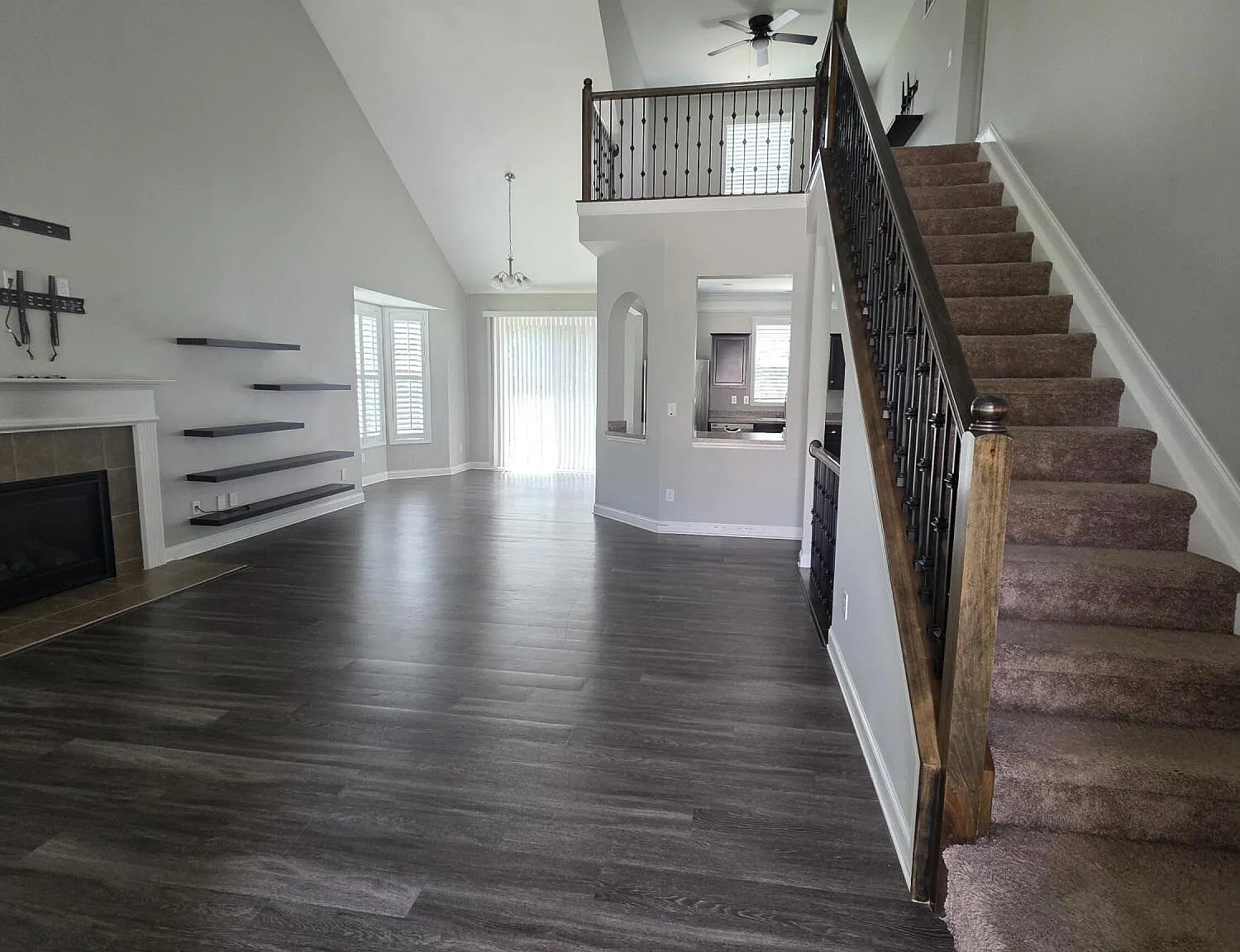 3 bed, 2.5 bath, 1808 sqft, $2,800 — Photo 4