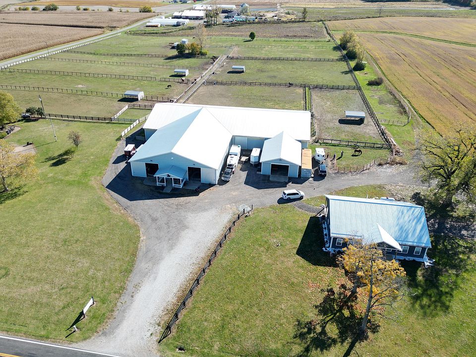 2nd image of 7461 Scioto Darby Rd