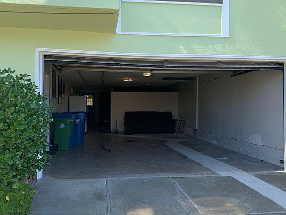 3rd image of 106 Byrne St