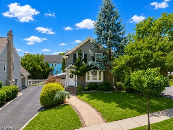 327 Chestnut St, Nutley Twp., NJ 07110