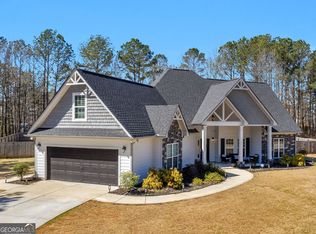 105 Woodcrest Dr, Jackson, GA 30233