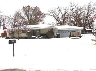 53432 Bruce Hill Dr, Utica, MI 48316