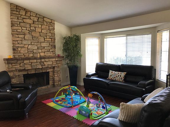 Living Room & Fireplace