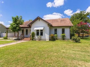 811 Howard St, Taylor, TX 76574