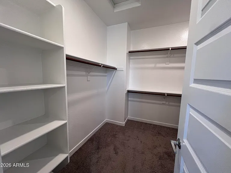 1165 E Thompson Way — Photo 23