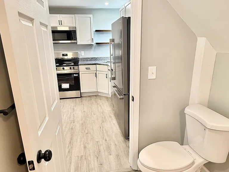 9 Rock St #2 — Photo 9