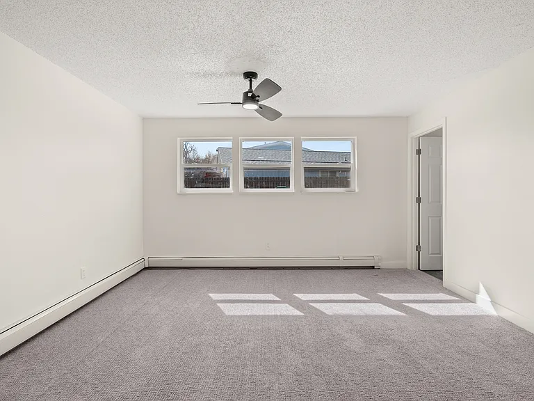 16450 E 14th Pl #52 — Photo 4