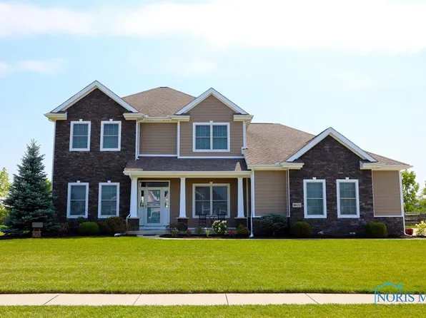 8623 Juniper Ln, Monclova, OH 43542
