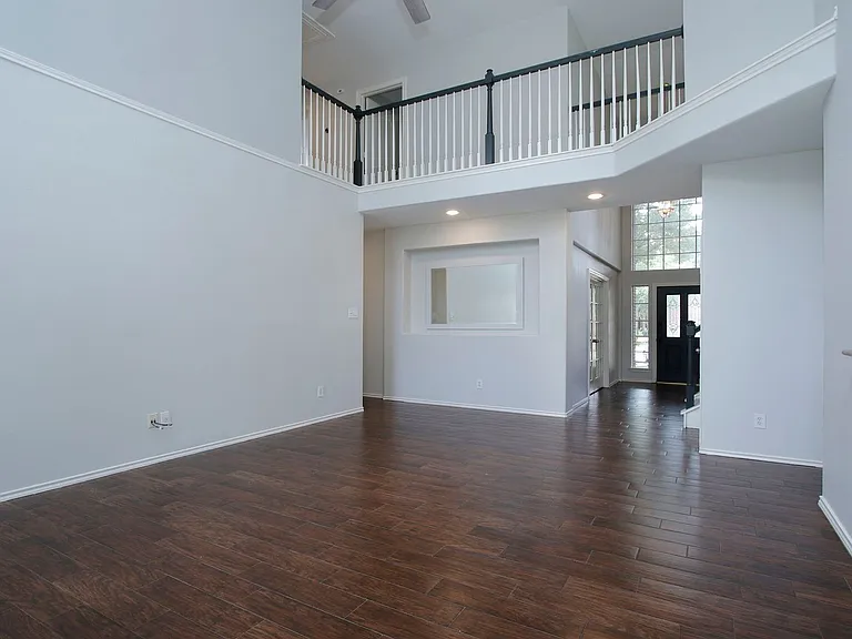 10314 Cliff Haven Ct — Photo 11