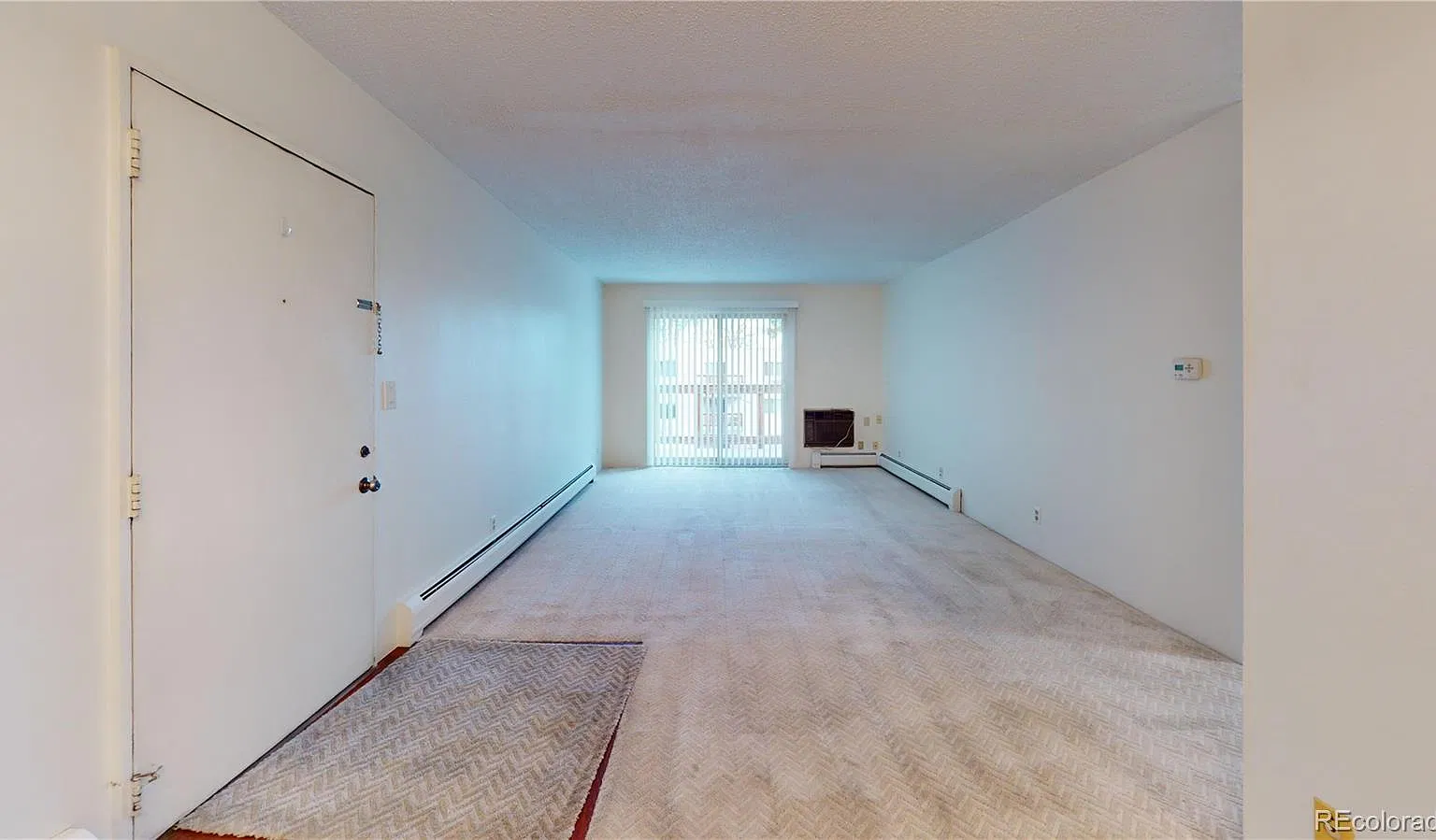 2 bed, 1.0 bath, 945 sqft, $1,895 — Photo 2