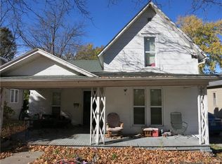 714 S Chestnut St, Cameron, MO 64429