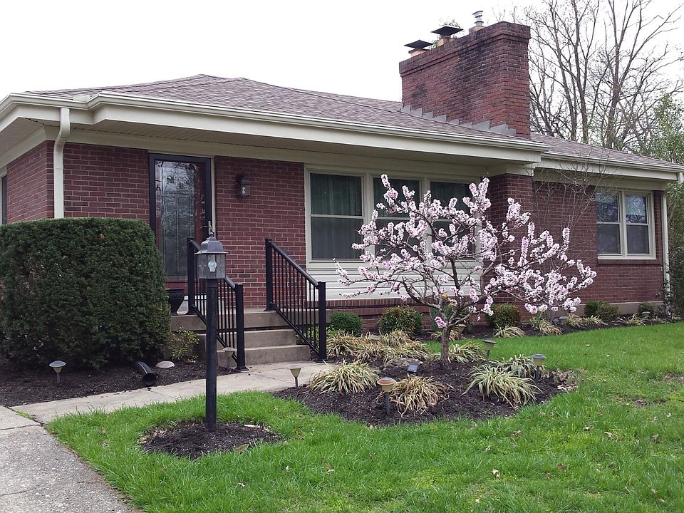 1st image of 37 Narwood Dr