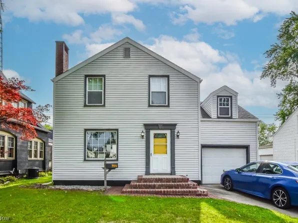 144 Raff Rd NW, Canton, OH 44708