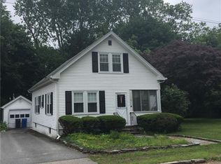 28 Fairweather Ave, Cranston, RI 02910