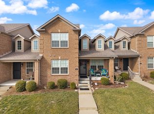 717 Newtown Springs Dr, Lexington, KY 40511