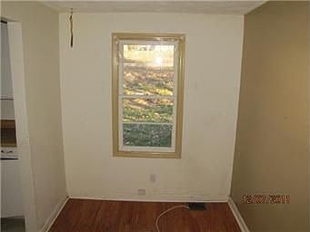 5th image of 1638 S 44th St
