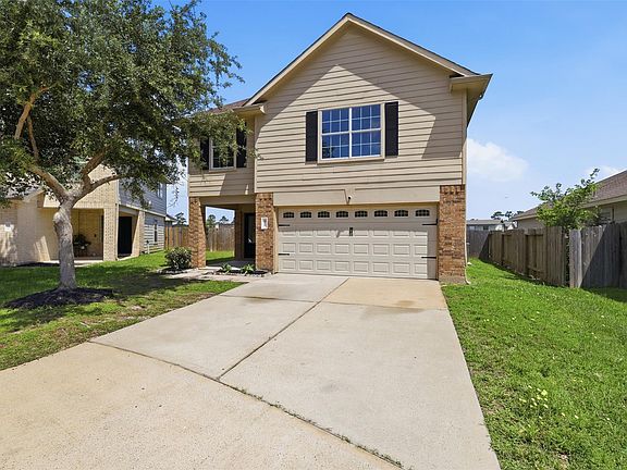 2nd image of 915 Redcrest Springs Ct