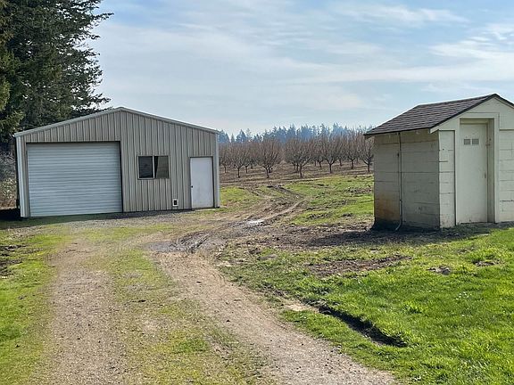 5th image of 9945 SE Wallace Rd
