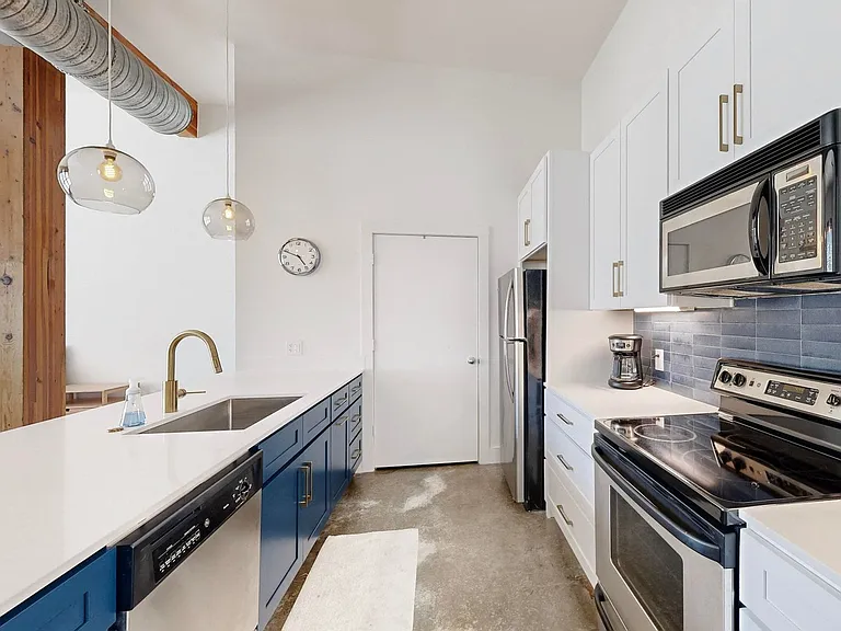 2502 Live Oak St #217 — Photo 13