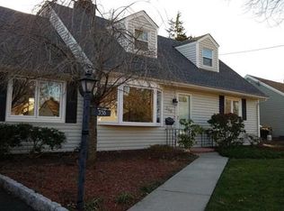 336 Edstan Way, Paramus, NJ 07652