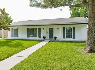 5642 Cartagena St, Houston, TX 77035