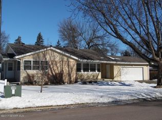 1017 4th Ave SE, Waseca, MN 56093