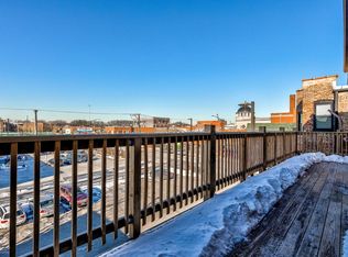 3135 W Montrose Ave #4352-2, Chicago, IL 60618