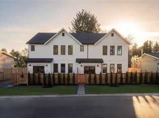 1255 Dunsterville Ave #1, Saanich, BC V8Z2W9