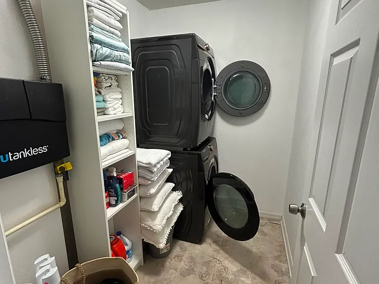 2525 Sandy Beach Ln — Photo 30