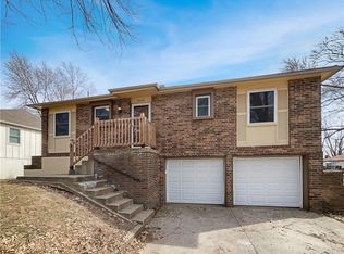19807 E 14th St N, Independence, MO 64056