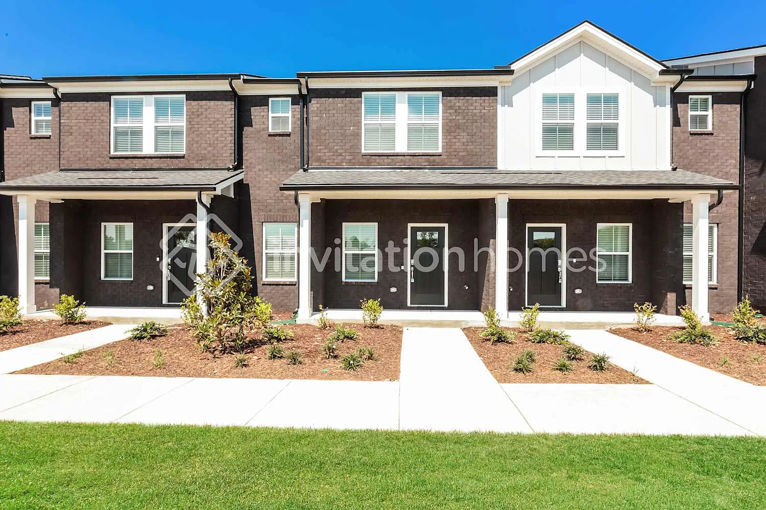 235 River Rock Dr Lebanon, TN 37087 — Photo 1