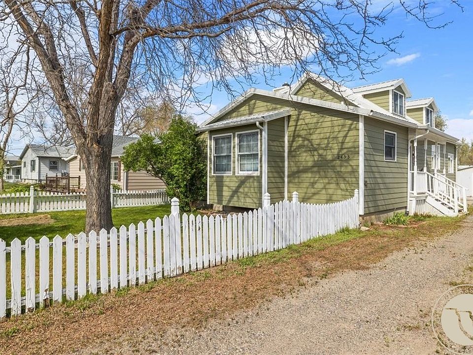 1st image of 2453 2nd St