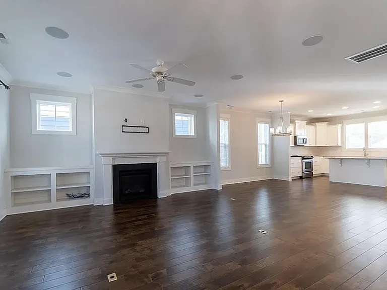 675 Great Ridge Pkwy — Photo 8