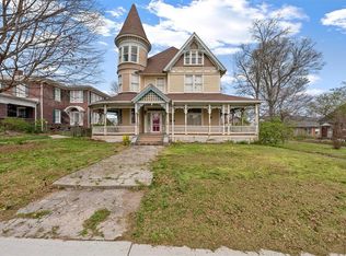 298 W 6th St, Russellville, KY 42276