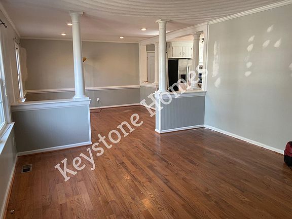 5th image of 1 Crosby Cir