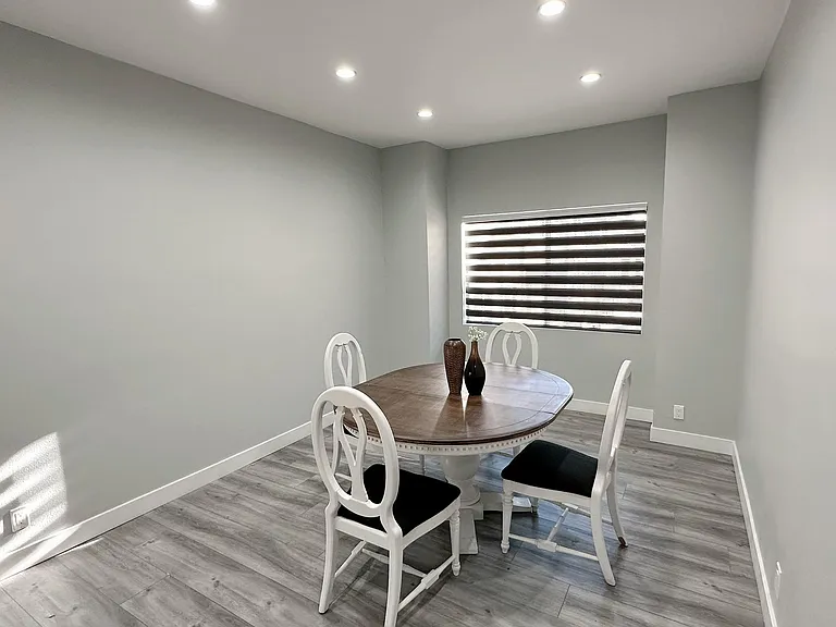 13653 Wyandotte St #3 — Photo 3