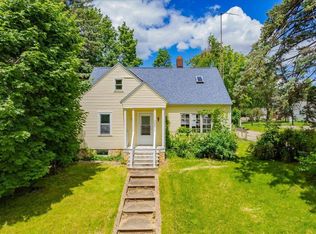 302 Wilson St, Mount Horeb, WI 53572