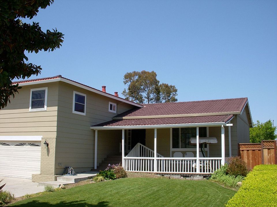1st image of 553 Gettysburg Dr