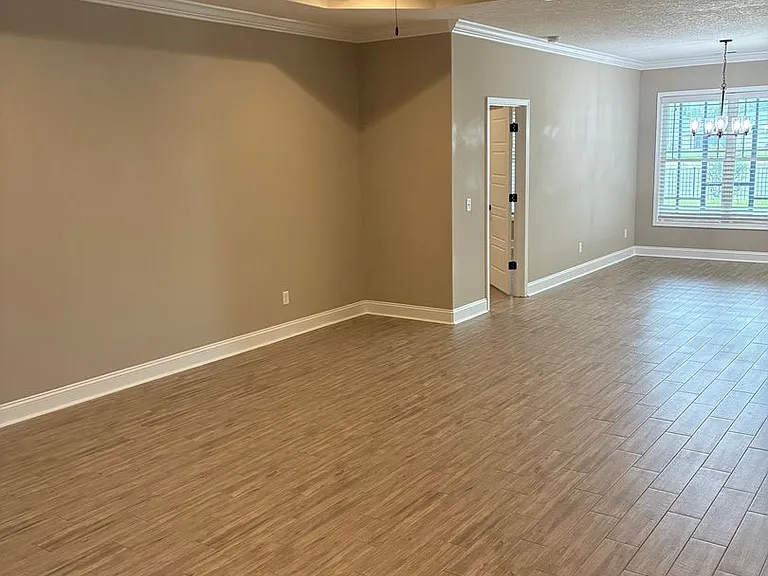 116 Ryan Nicholas Dr — Photo 6