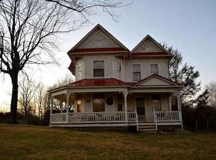 489 Easter Creek Rd NW, Riner, VA 24149