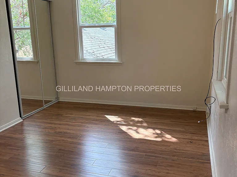 320 NW 15th St #320 — Photo 45