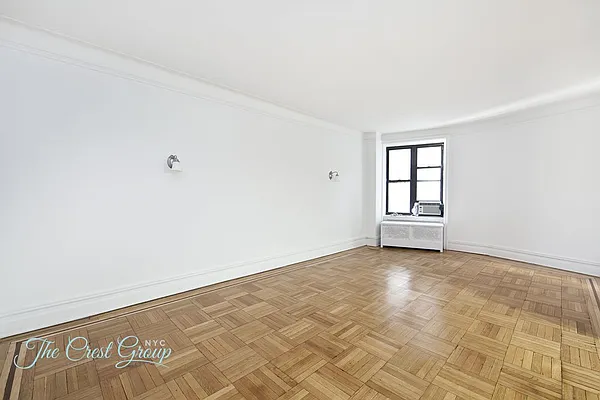 Sold by The Crest Group | media 14