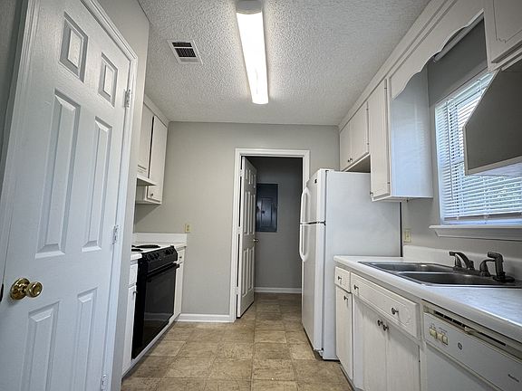 5th image of 4222 Abingdon Ct