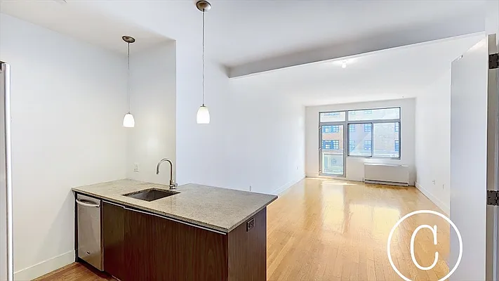 Rented by Chana Ofek, LREB | media 23