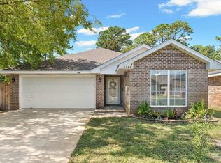 1760 Ivalea Cir, Navarre, FL 32566